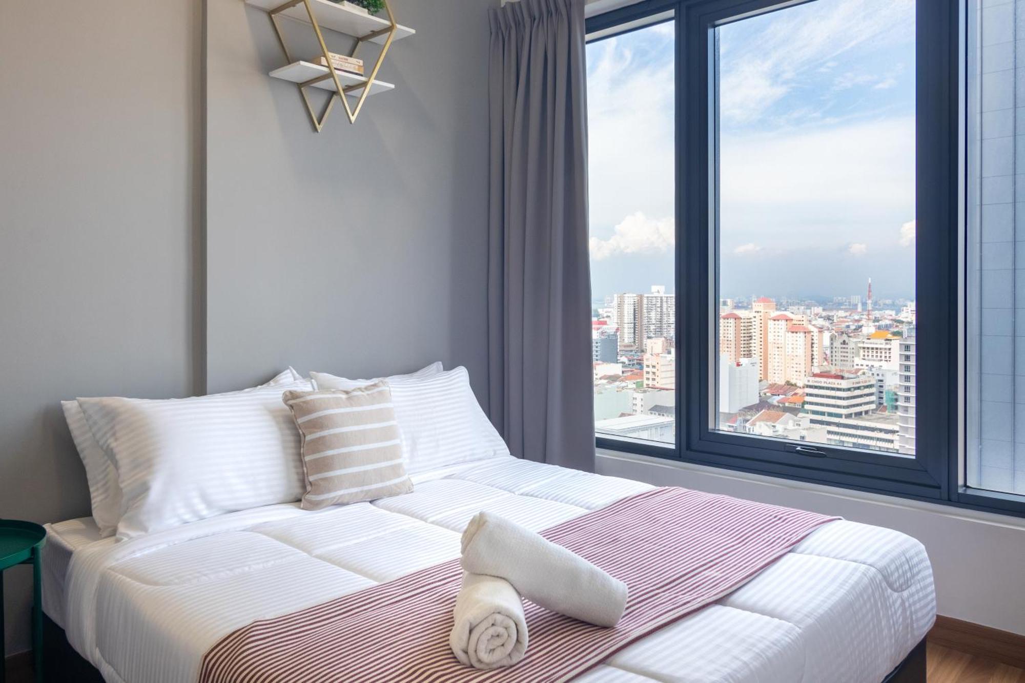 Tropicana 218 X Airlevate Suites George Town Quarto foto